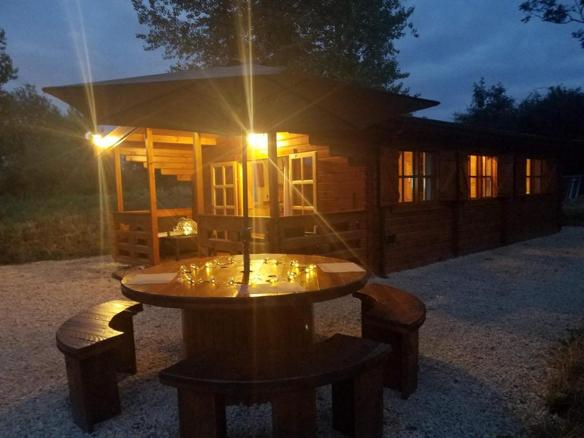 West Pool Cabin Lincoln Buitenkant foto