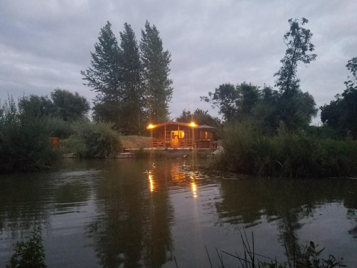 West Pool Cabin Lincoln Buitenkant foto